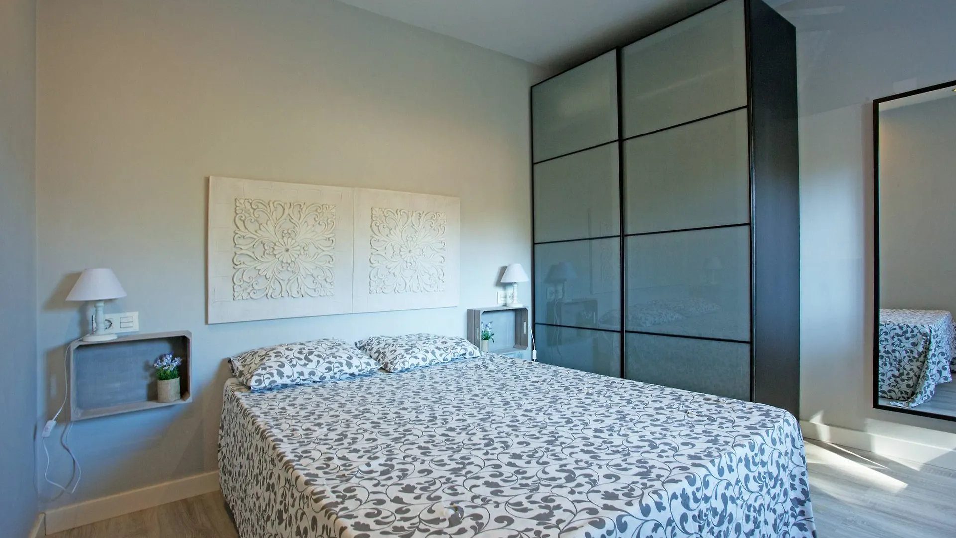 Jazmines Nueva Andalucia Apartment Marbella